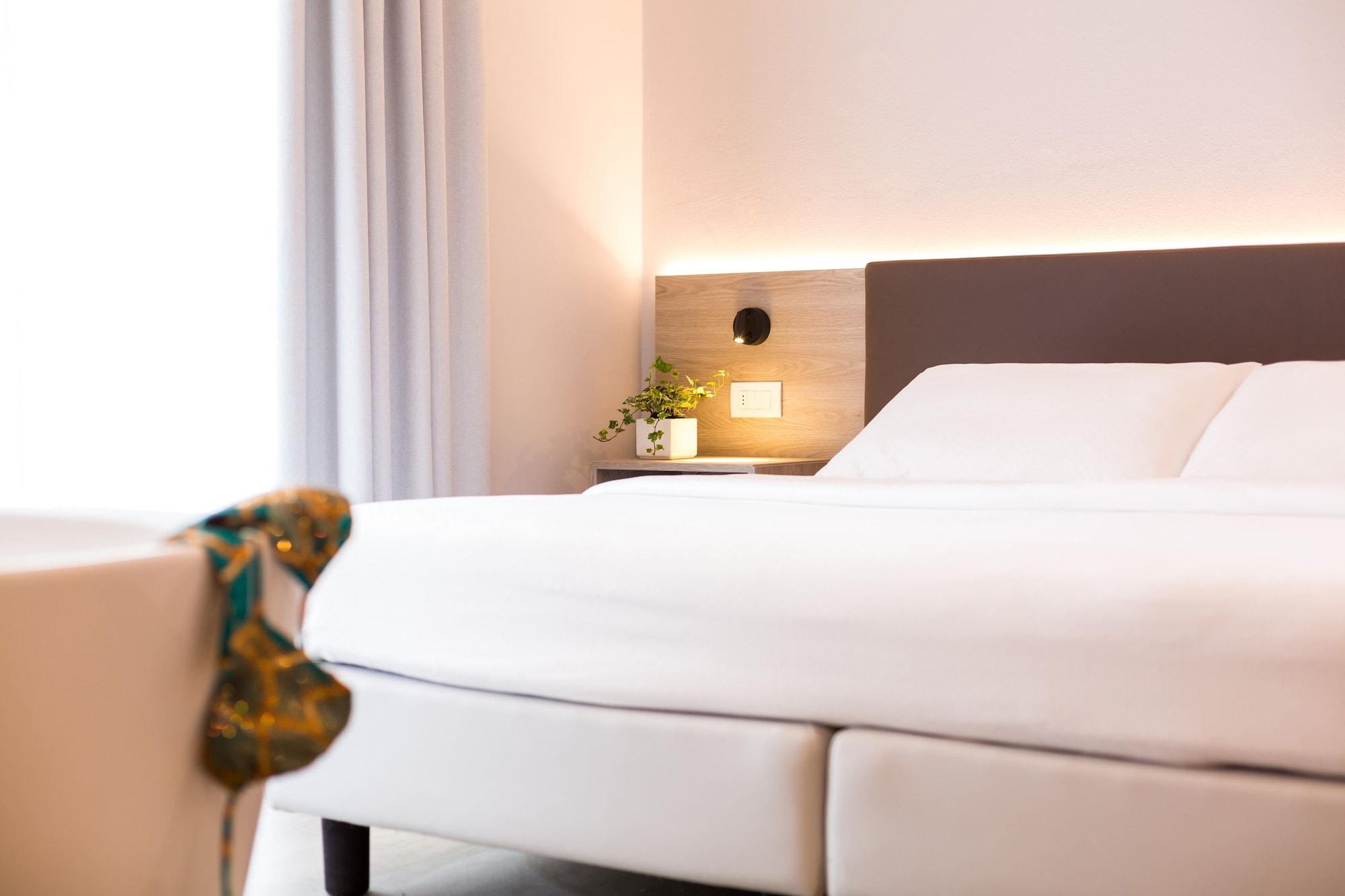 Goti Hotel Torbole Sul Garda Exteriör bild
