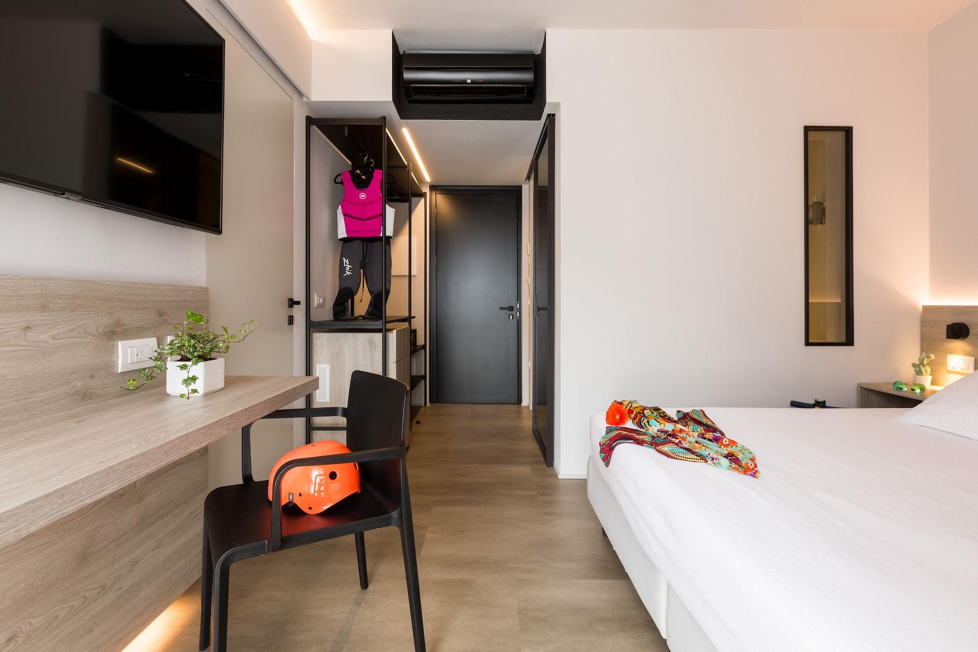 Goti Hotel Torbole Sul Garda Exteriör bild